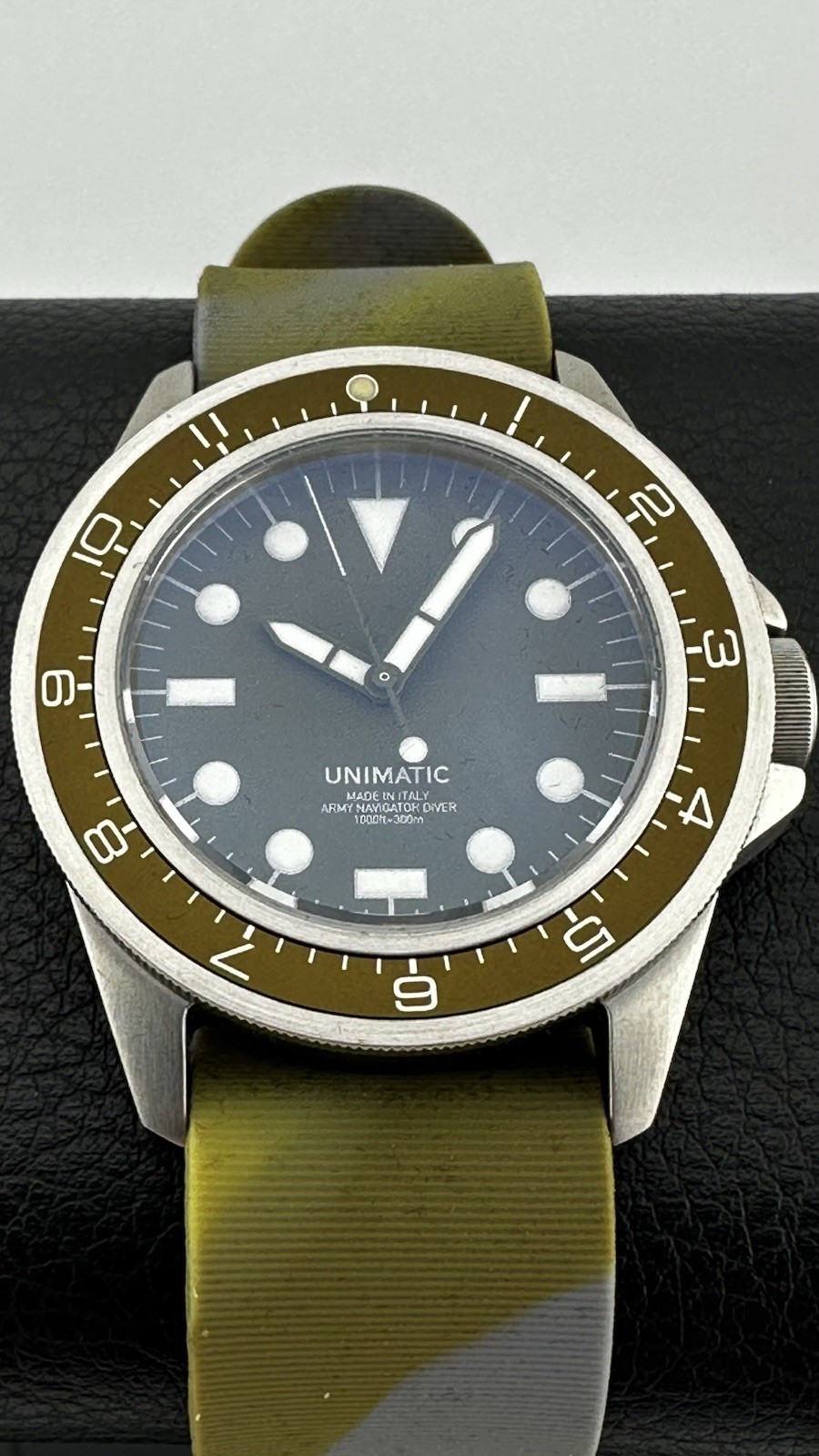 Unimatic U1-DZ Limited Edition 400 Pieces Military 300m Diver Olive Green Dial