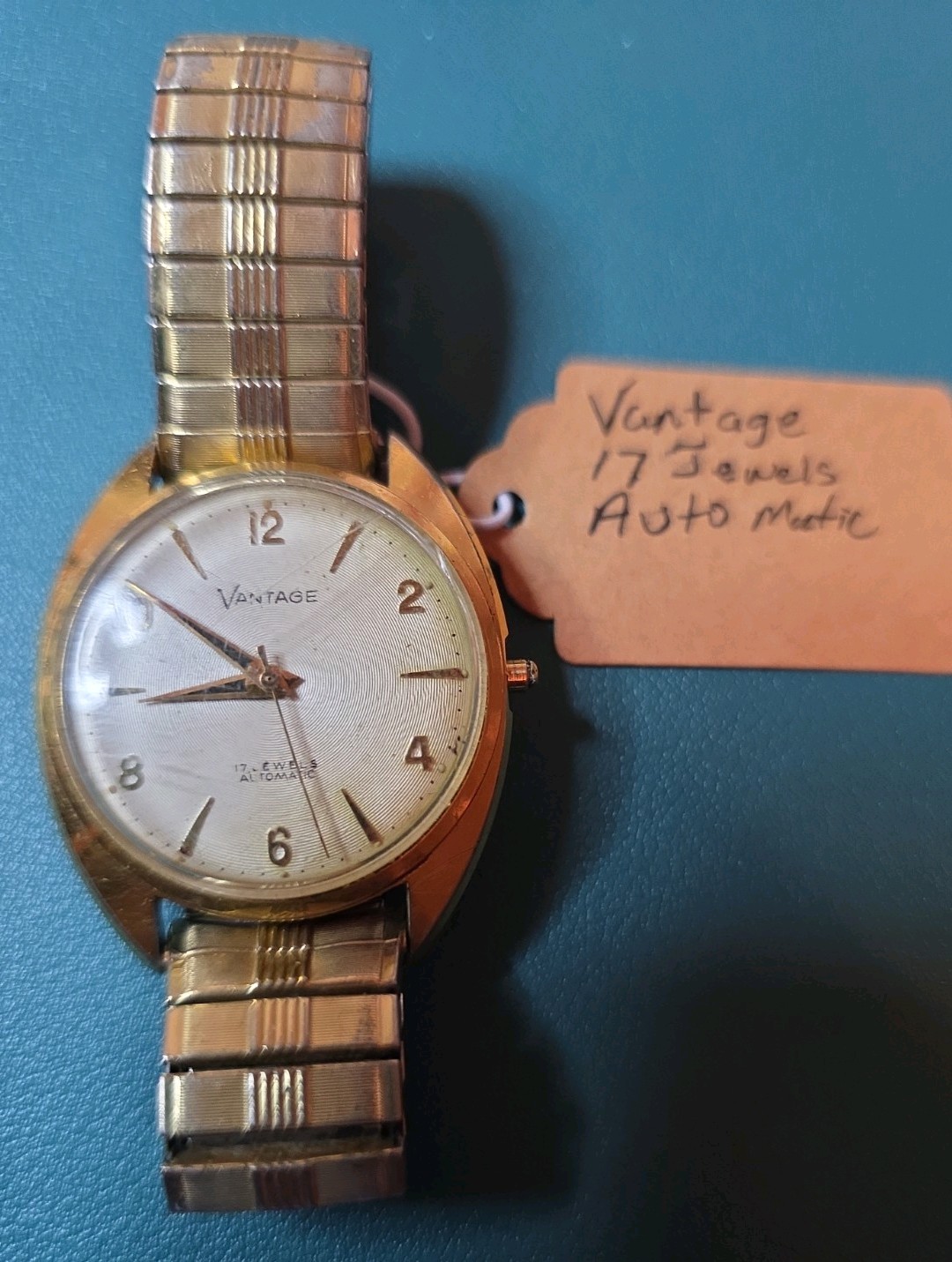 Vantage 17 Jewels Unisex Wristwatch Gold Tone Missing The Crown. Start/stop.