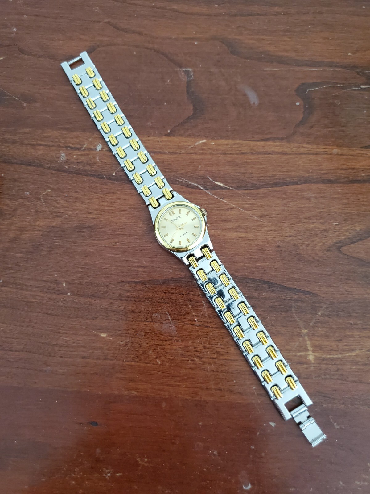 Geneva Quartz His and Her Matching Watch Set
