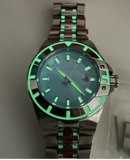 Android AD637 Men’s Automatic 200m Stainless Steel Silver Dial Date Sport Watch