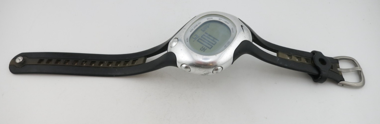 Nike Triax Speed 300 Digital Sport Black + Silver-Tone Watch – WR0101 – New Batt