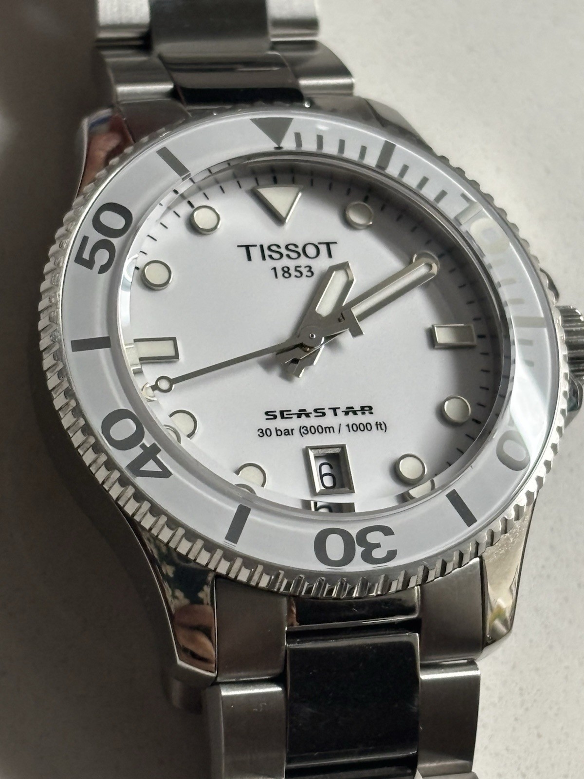 Tissot Seastar 1000 36mm White Dial Quartz Diver T1202101101100 300M Sapphire
