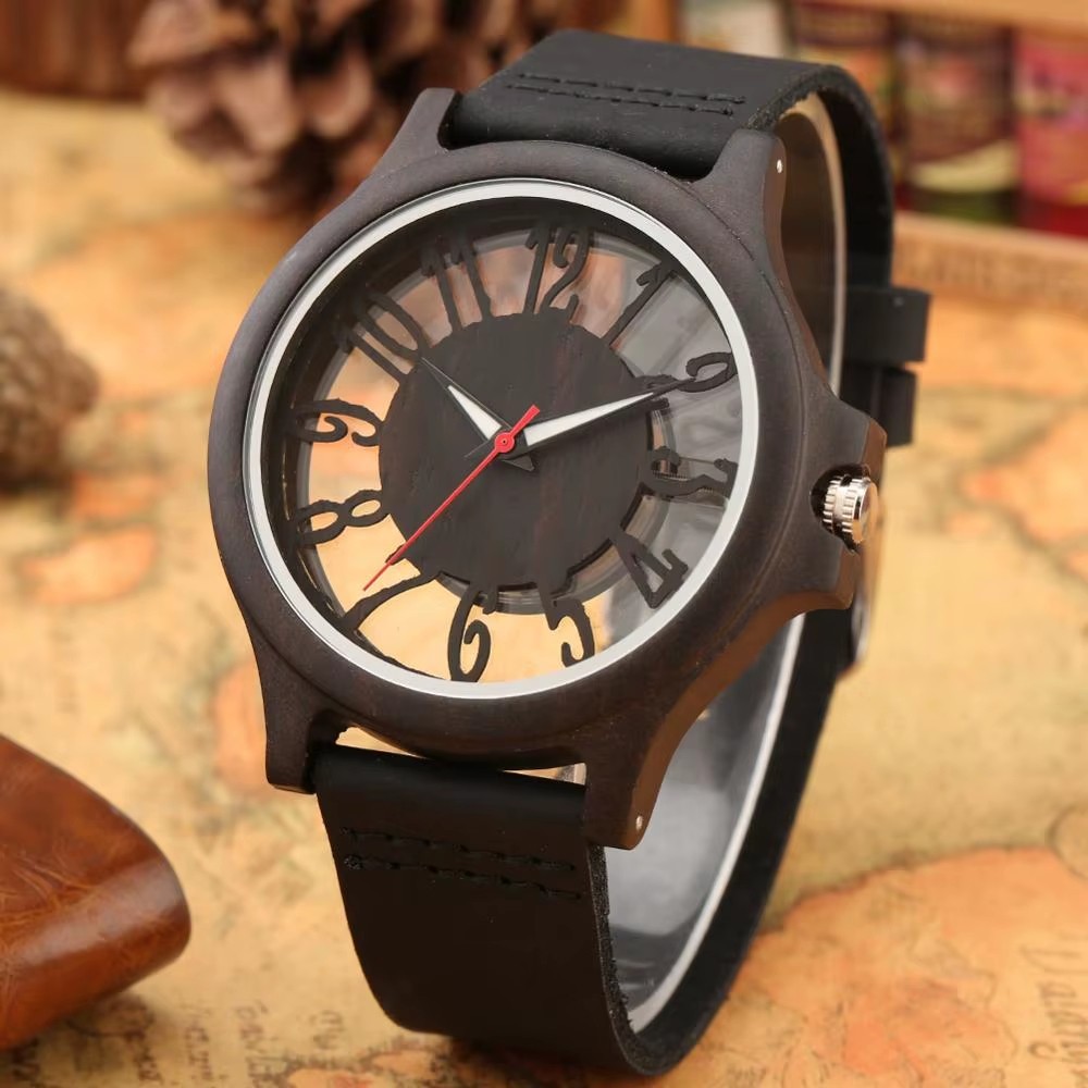 Handmade Men’s Bamboo Watch Sandalwood Quartz Wristwatch for Man Leather Strap