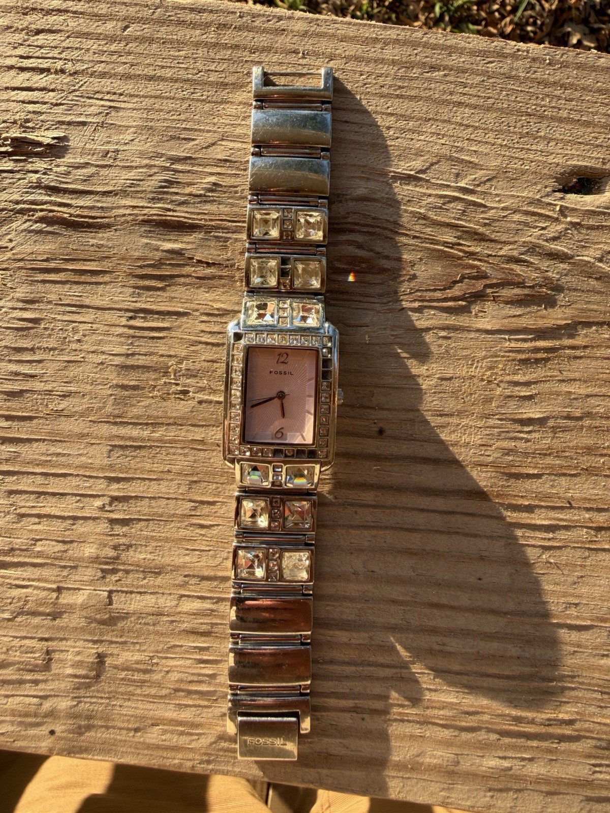 Fossil Silver Tone Watch ES-1712 Pink Dial Crystal Bezel & New Battery