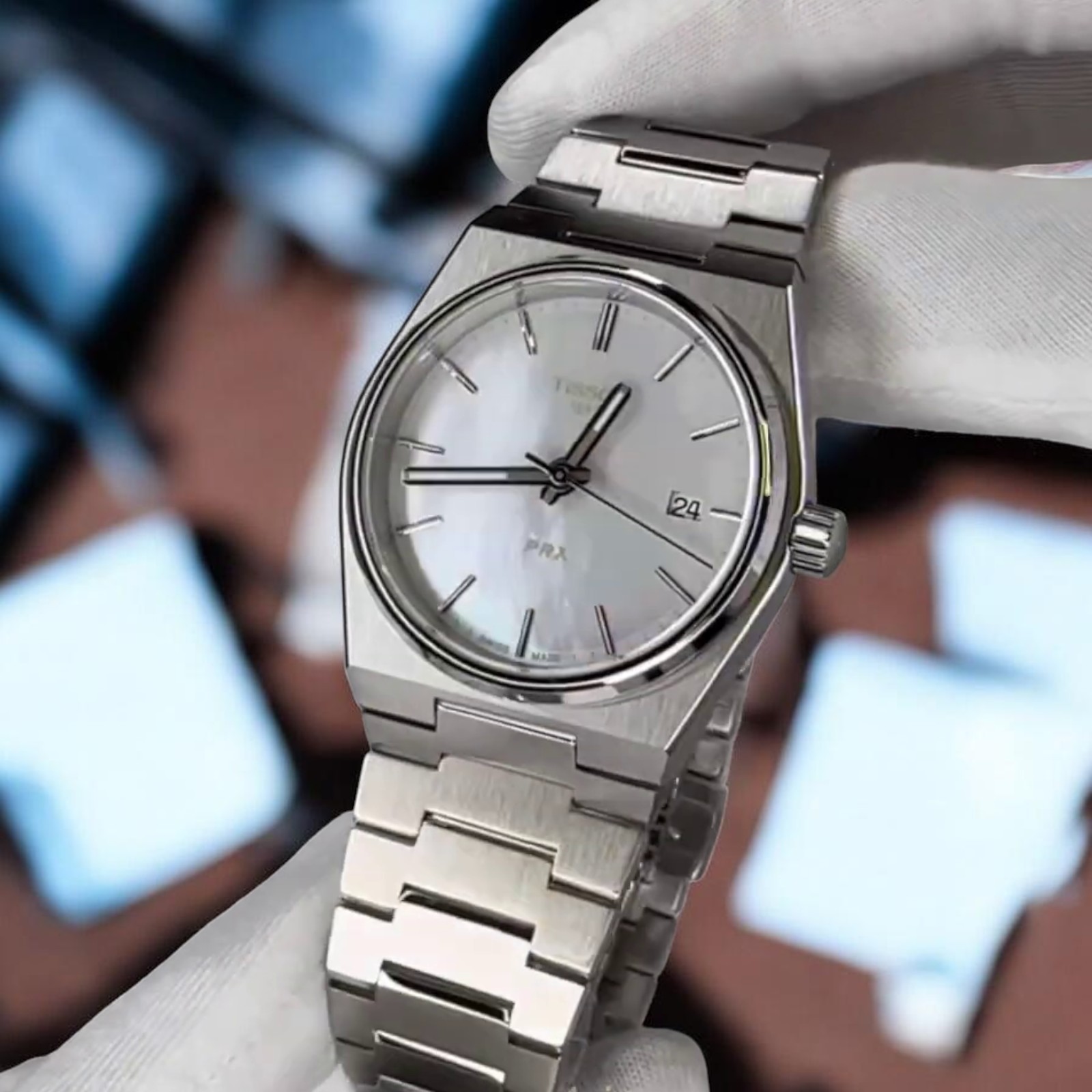 New Tissot PRX T137.210.11.111.00 White Mother Of Pearl Dial Quartz Watch 35mm