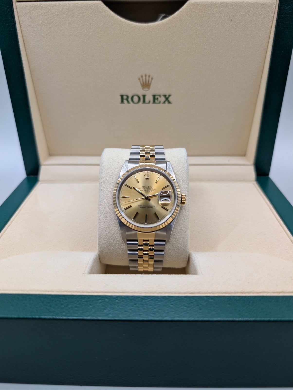 Rolex Datejust 16233 36mm Two Tone Fluted Bezel Champagne Dial 1991