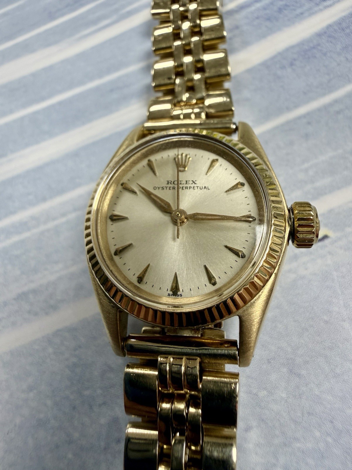 Rolex Oyster Perpetual 6619 Yellow Gold 24mm Rare Oval Link Flex USA Bracelet