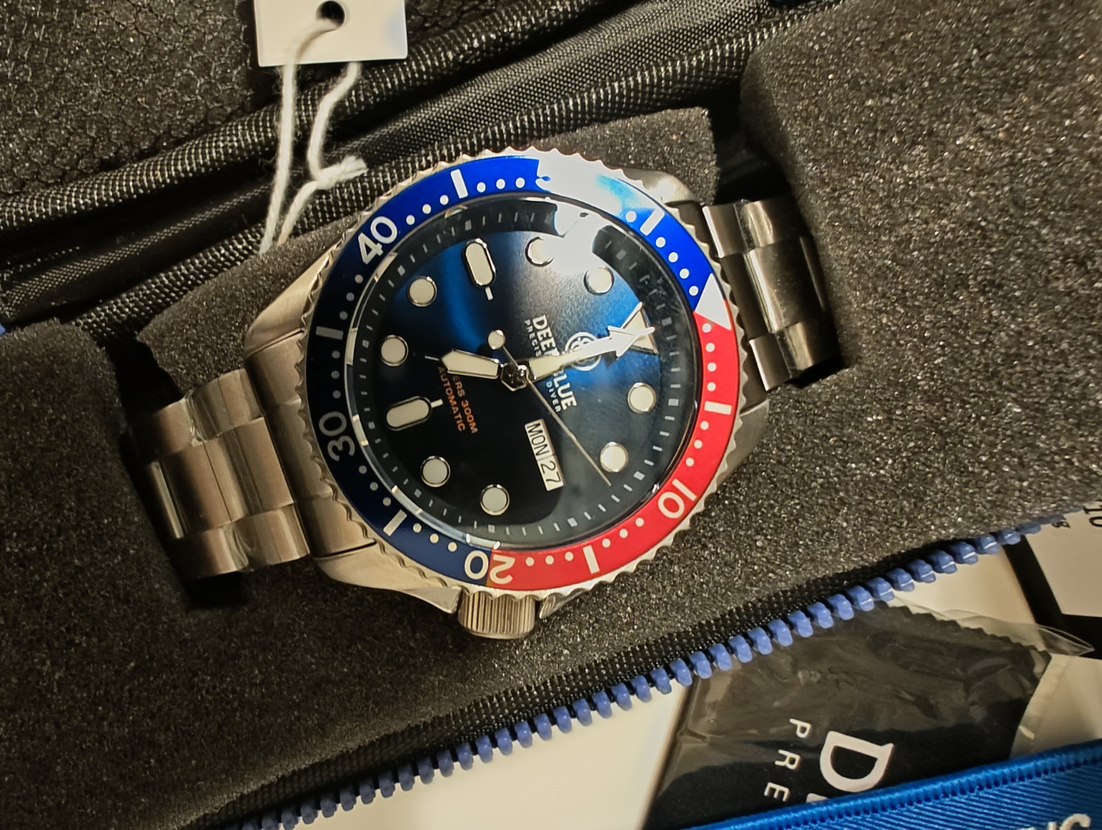 Deep Blue MILITARY DIVER 300 44MM AUTOMATIC – DIVER PEPSI BEZEL