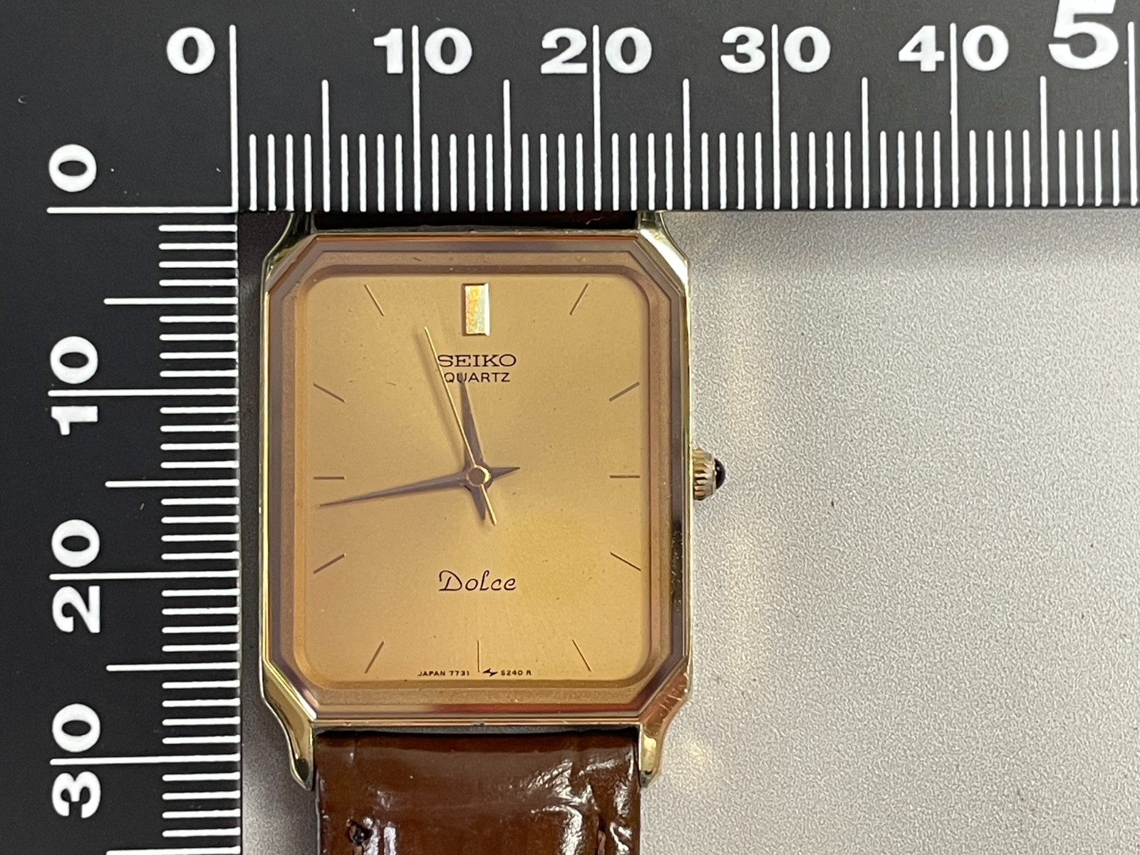 SEIKO Dolce 7731-5210 Vintage 1985 [US Stock] Quartz Gold Mens Watch JP *N.MINT