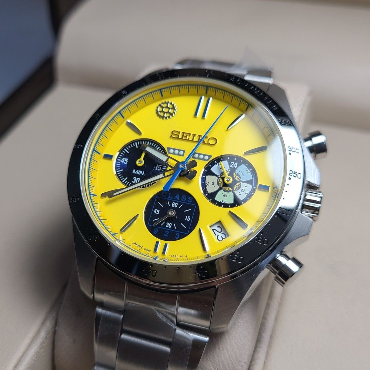 Unused SEIKO 8T63-03N0 Doctor Yellow Sumikko Gurashi Limited Edition of 5,000