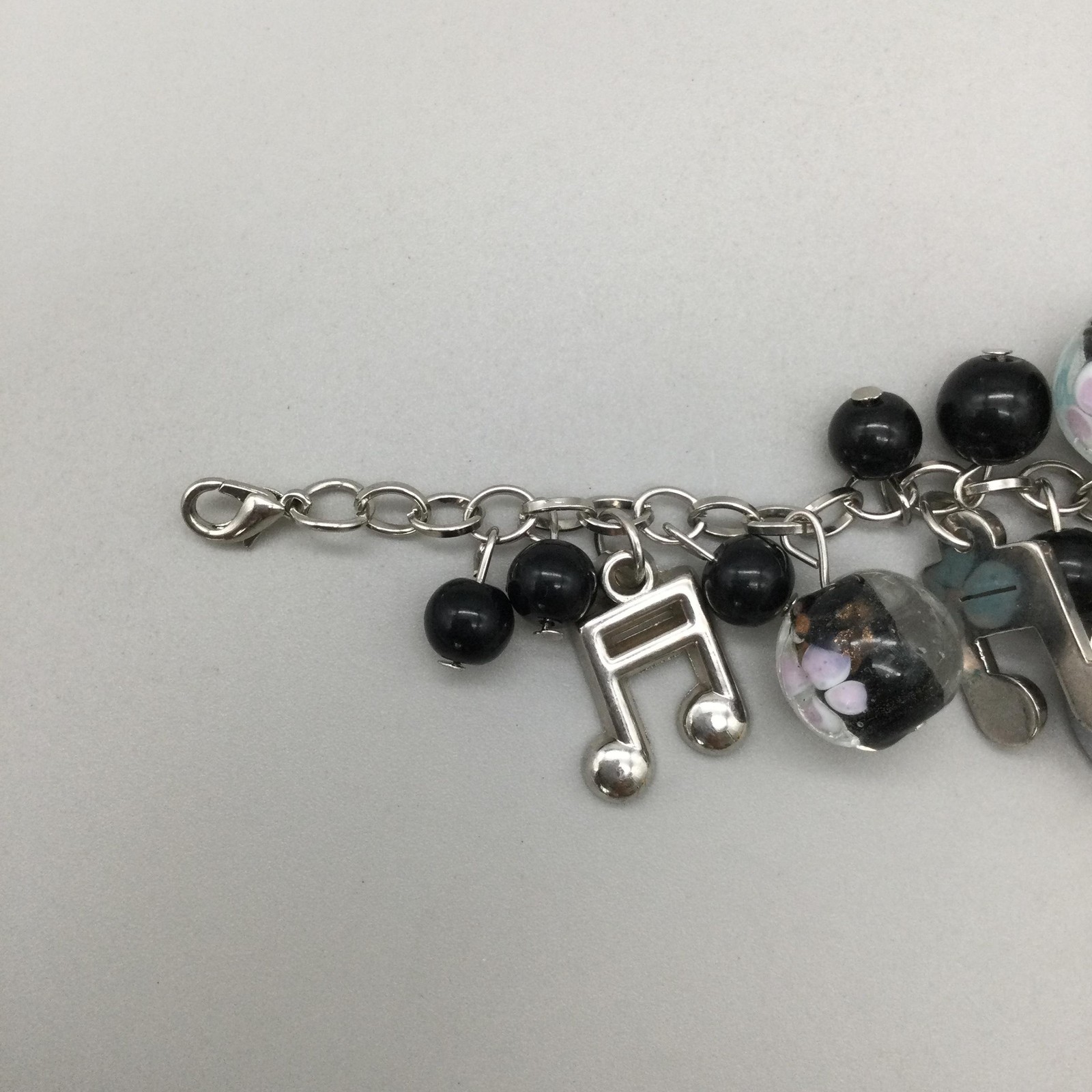 JQ Music Note Charm Bracelet Watch Womens 22mm Black Glass Beads New Battery 8″