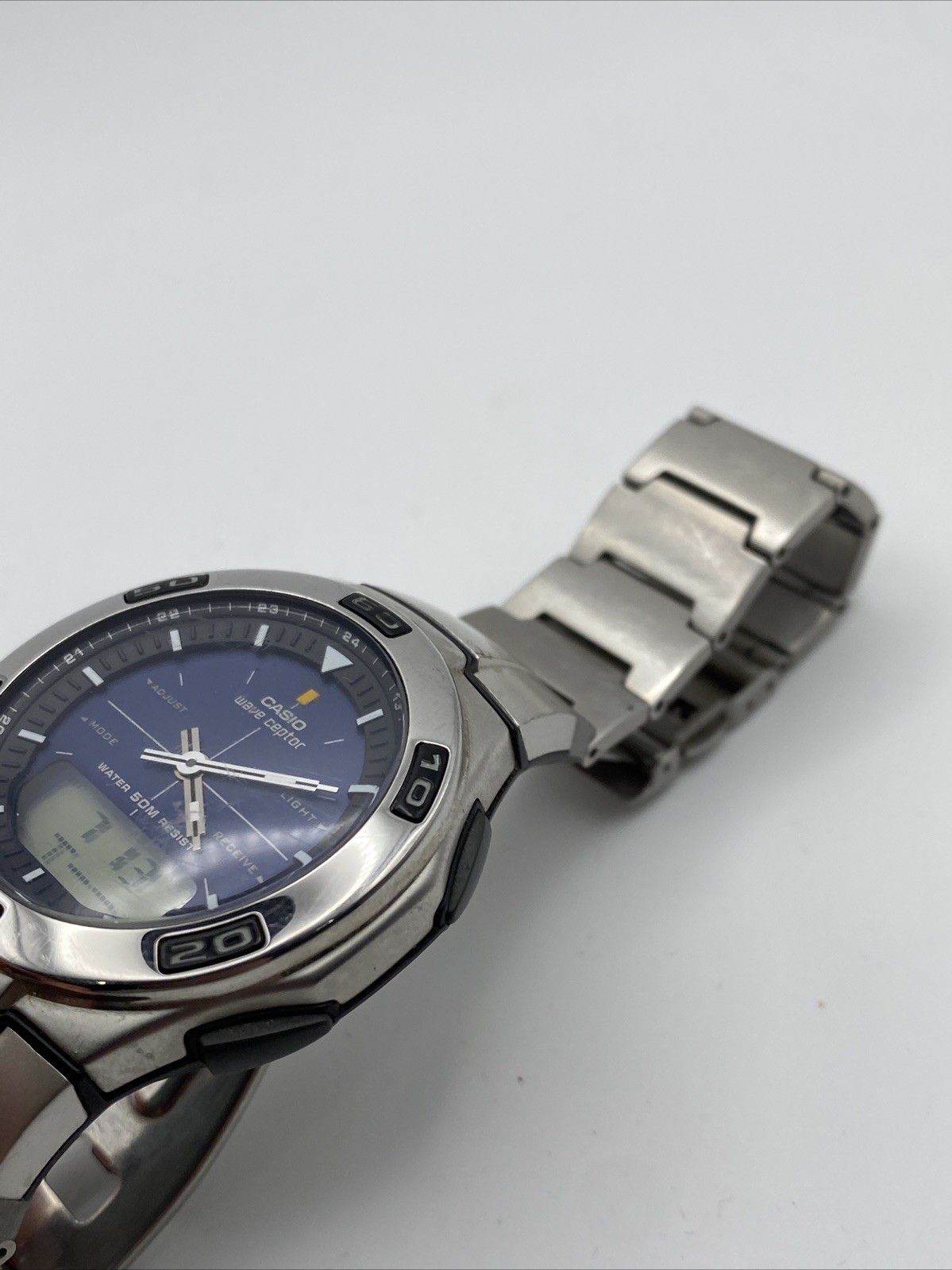 Casio Wave Ceptor Atomic time WVA-105H Mens Watch New Battery 7.5”