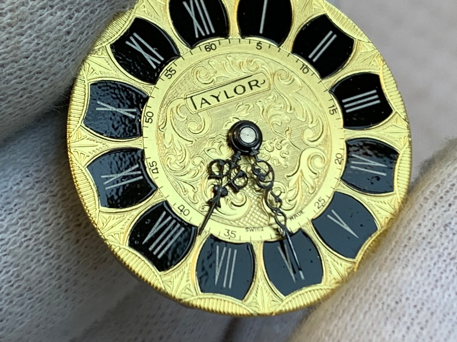 Vtg Taylor Jewelry Co Pocket Watch Pendant 24.5″ Necklace 1 Jewel Swiss *RUNS*