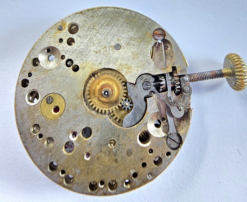 1920s/30s – NICE SINGLE BUTTON CHRONOGRAPH MOVEMENT – ANONYMOUS – BALANCE OK