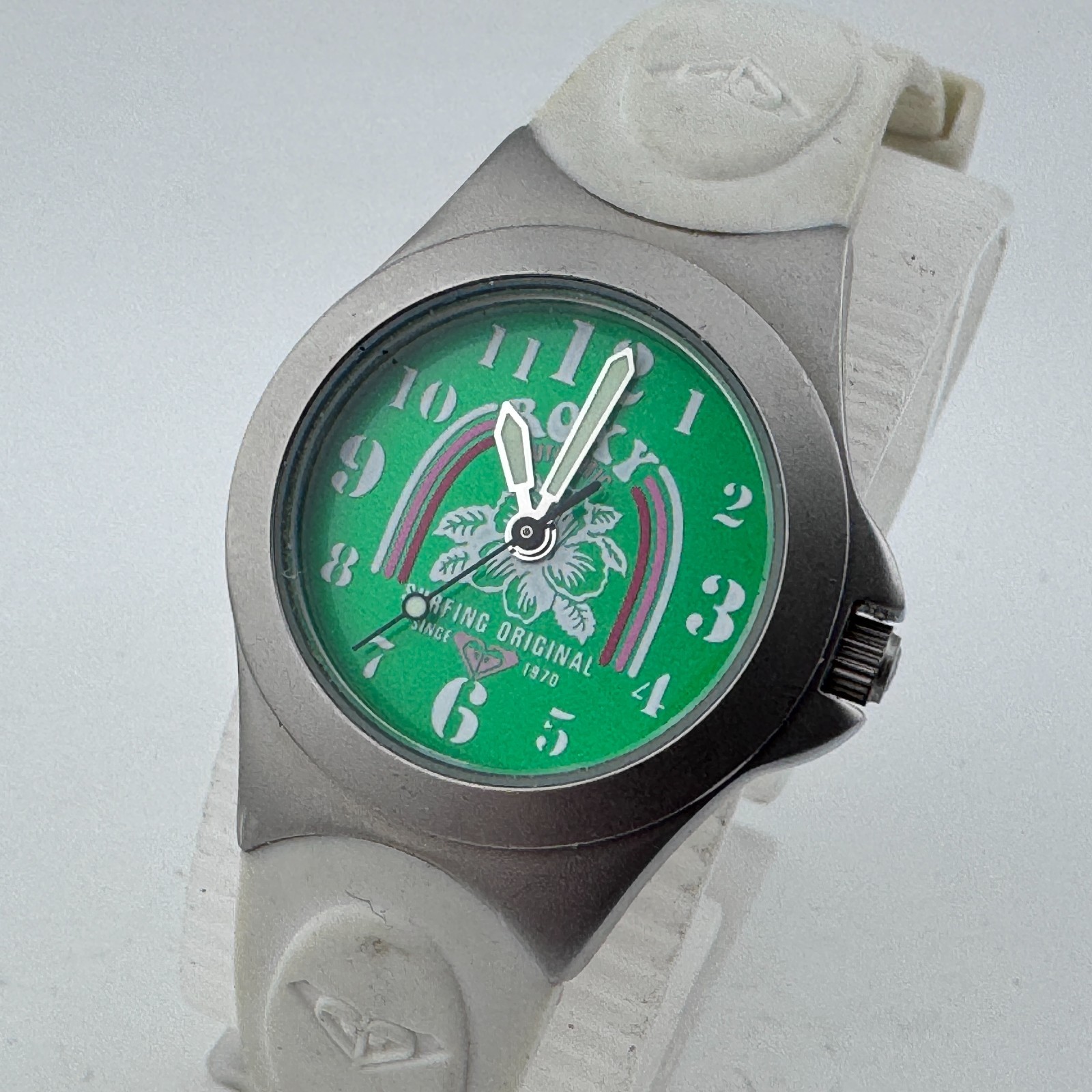 Roxy Surfing Original Quartz Watch Panorama Women 50m Silver Green New Battery
