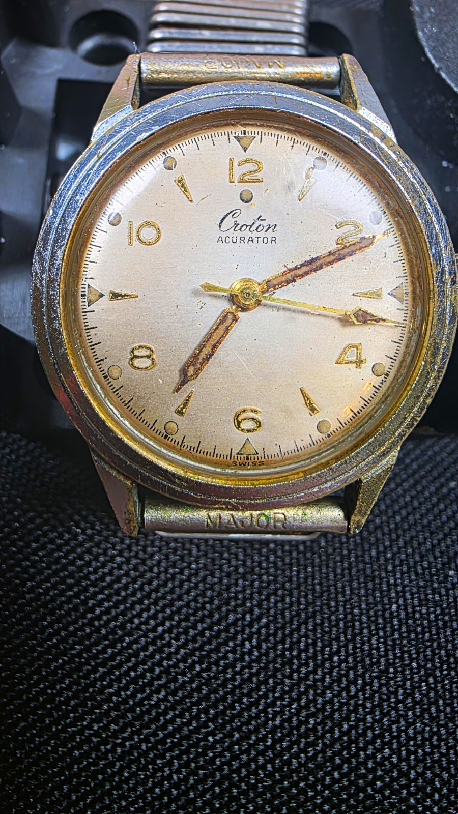 Croton Acurator Rare Swiss Vintage 1950s Mechanical 17J Incabloc Watch.