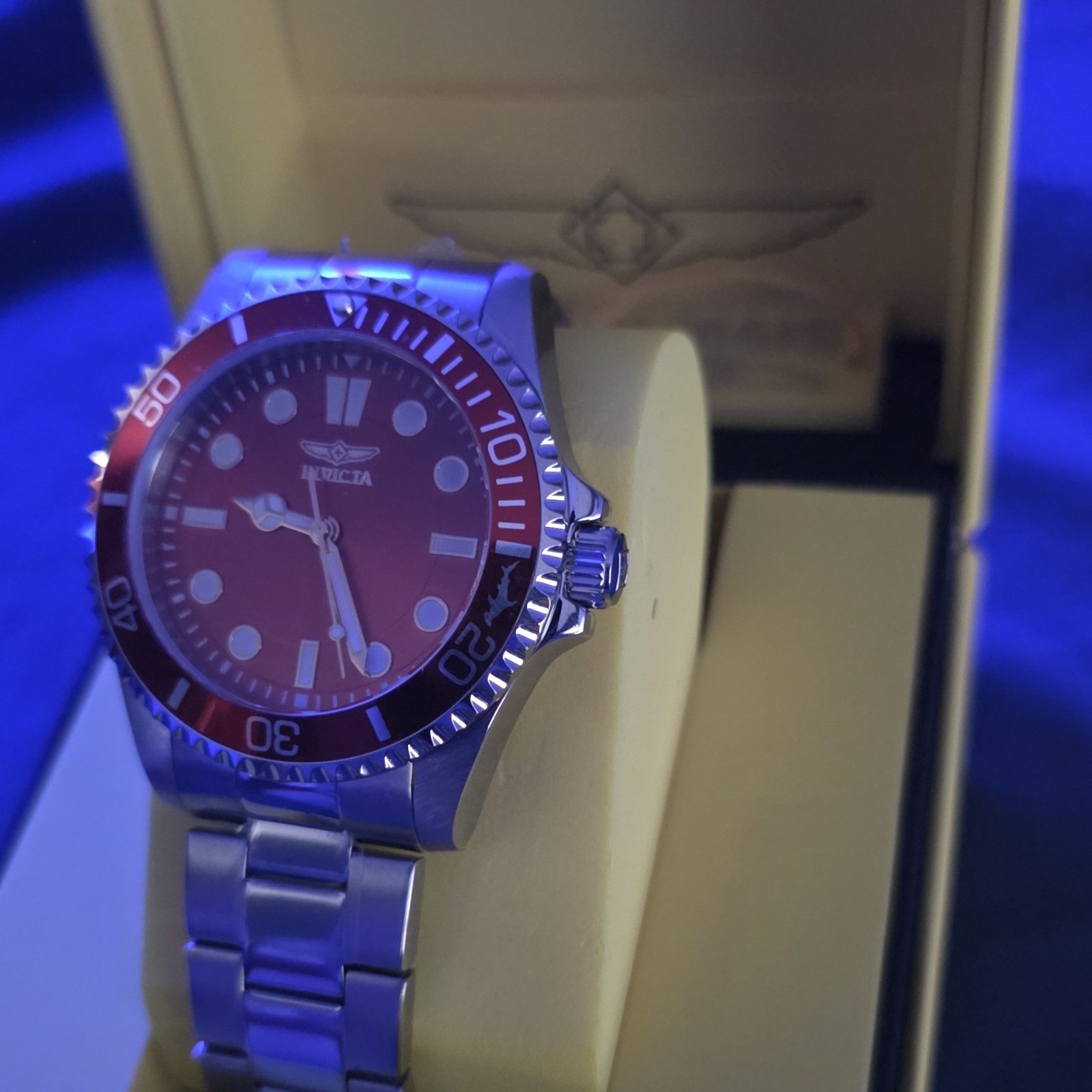 Invicta 43mm Pro Diver Men’s Quartz Red Dial Red/Black Bezel SS Bracelet w/ Box