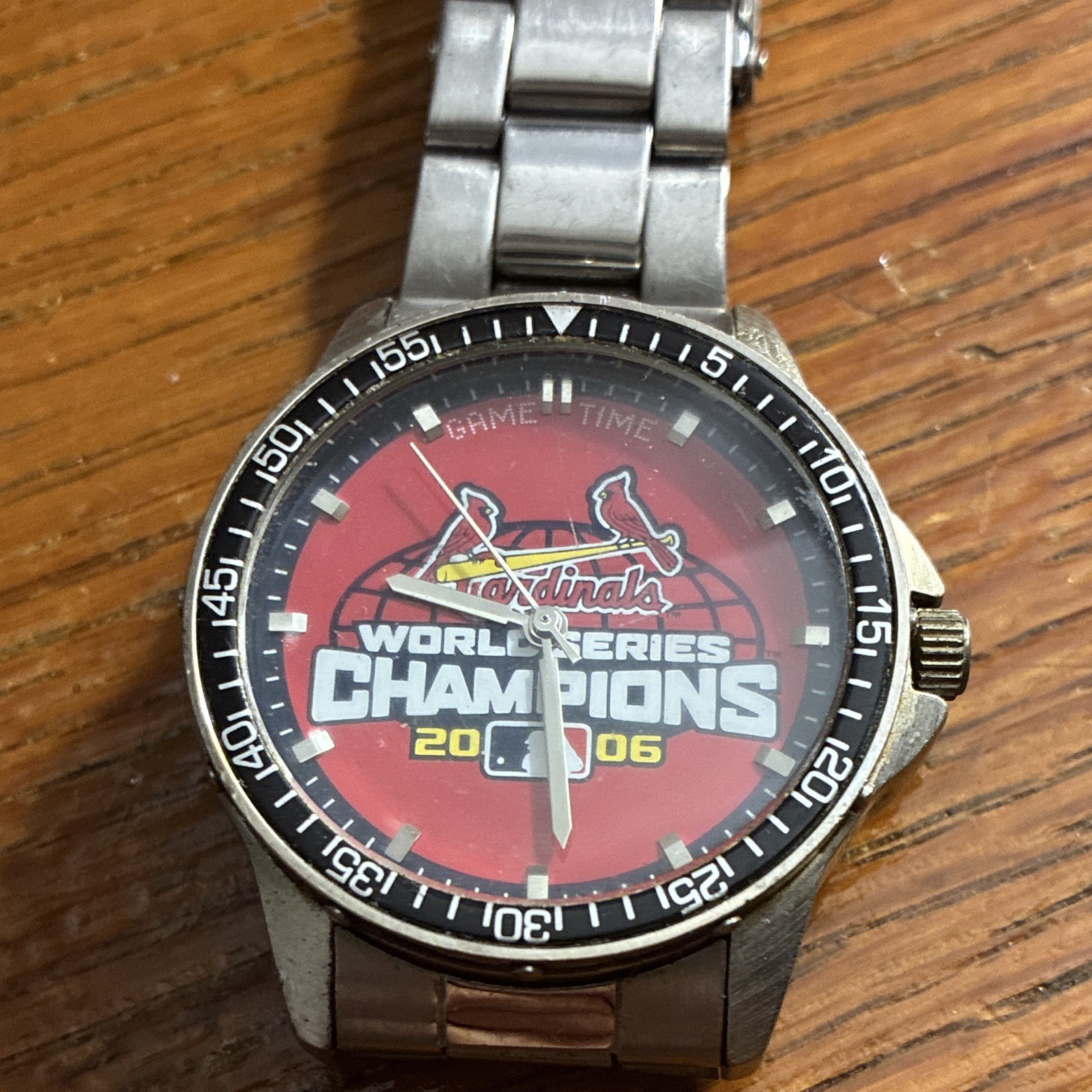 St. Louis Cardinals 2006 WS Champs Analog quartz Watch. Has new battery.