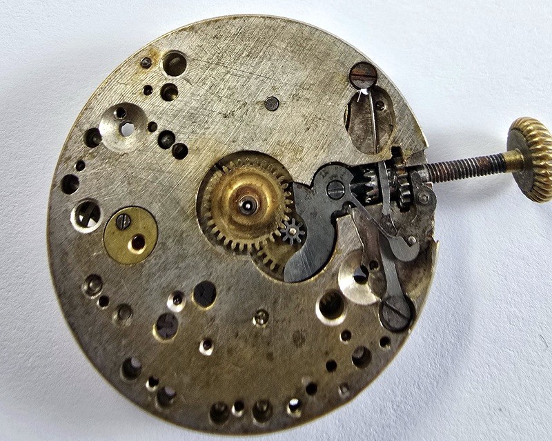 1920s/30s – NICE SINGLE BUTTON CHRONOGRAPH MOVEMENT – ANONYMOUS – BALANCE OK