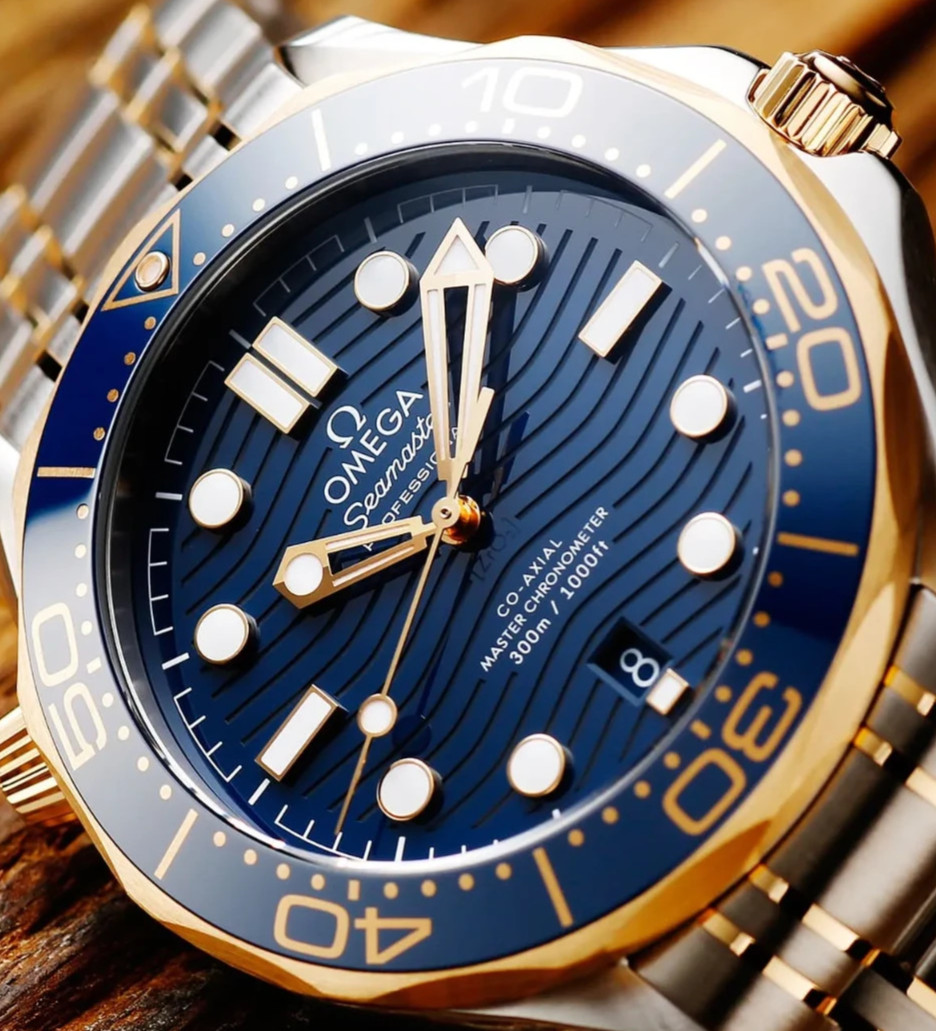 OMEGA SEAMASTER DIVER CO‑AXIAL 42MM NEW 210.20.42.20.03.001 with Box Papers