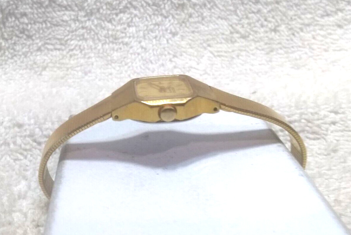 Seiko Quartz Dress Watch Women 7321-5409 All Gold New Bat Works Great Vintage !!