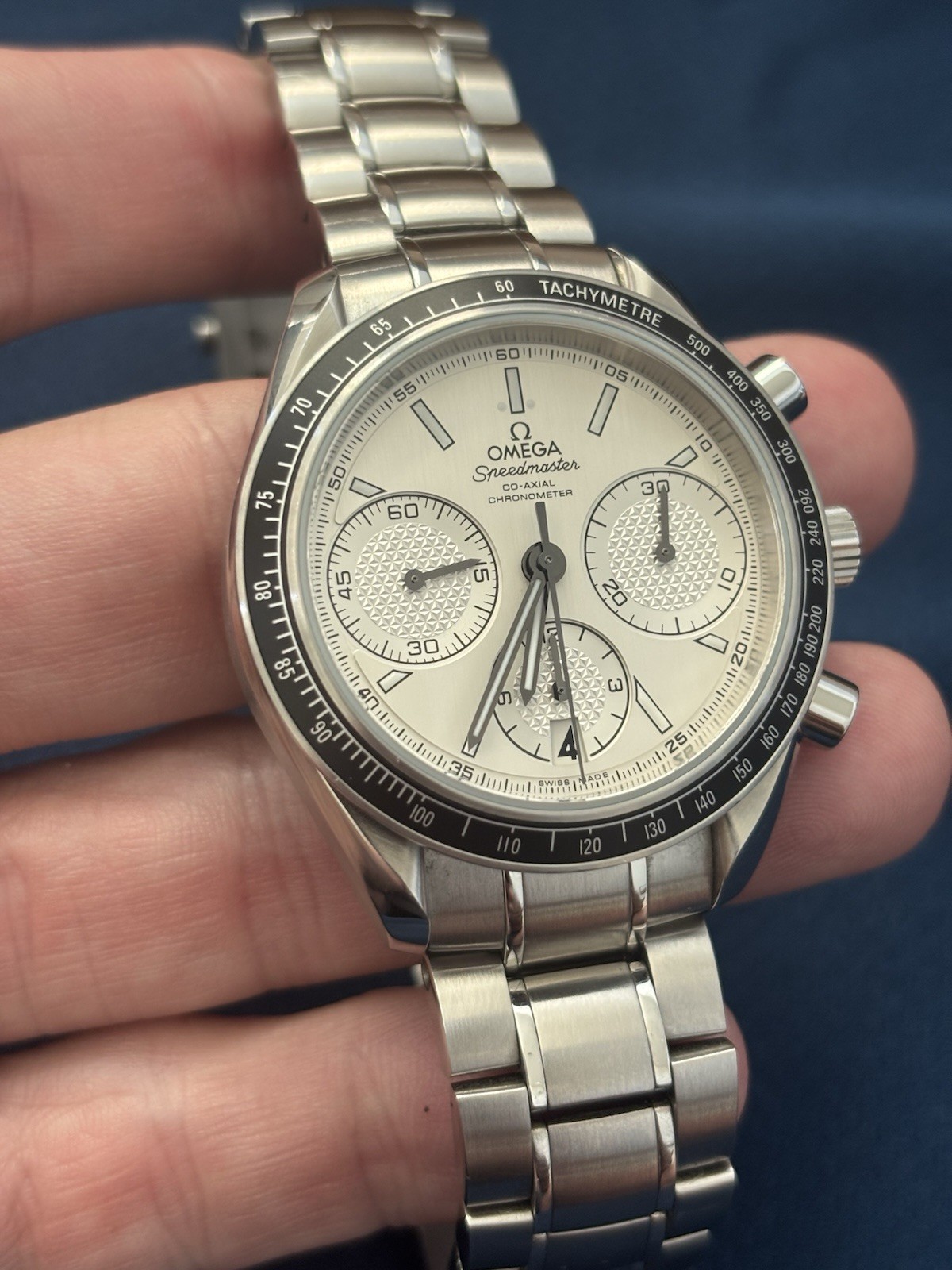 Omega Speedmaster Racing 326.30.40.50.02.001 Silver Dial 40M Full Set