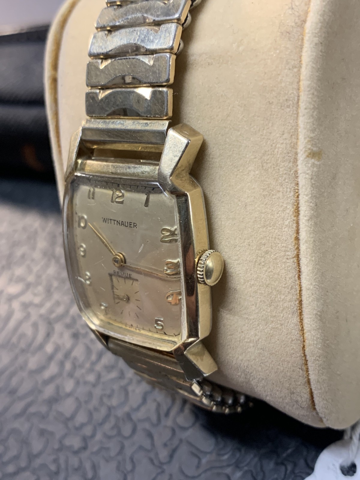 Vintage 1950s Wittnauer Revue Gold Filled Mechanical Wristwatch Runs