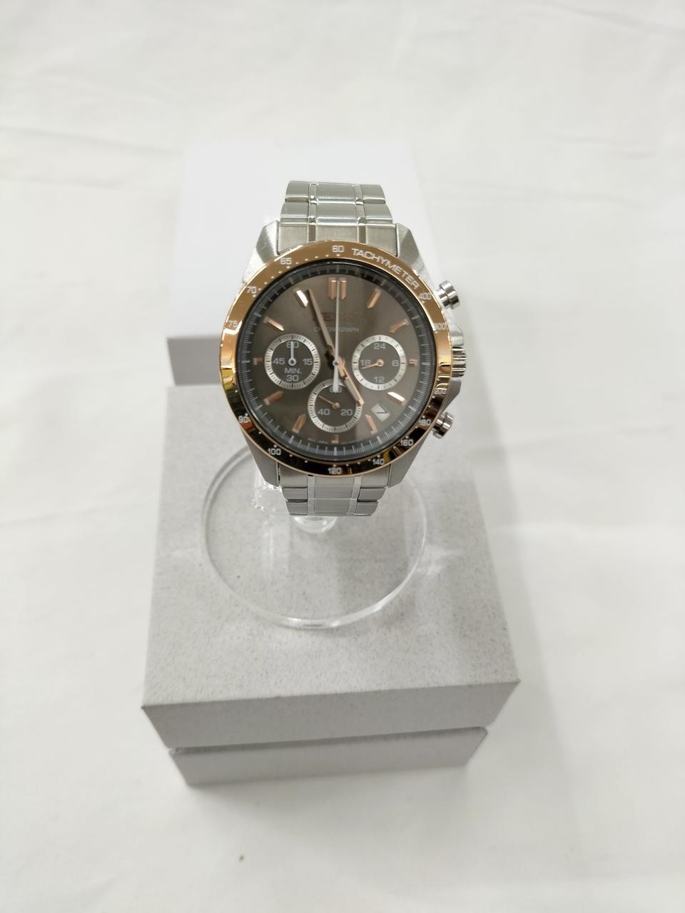 SEIKO Chronograph wristwatch Model 8T63 00D0