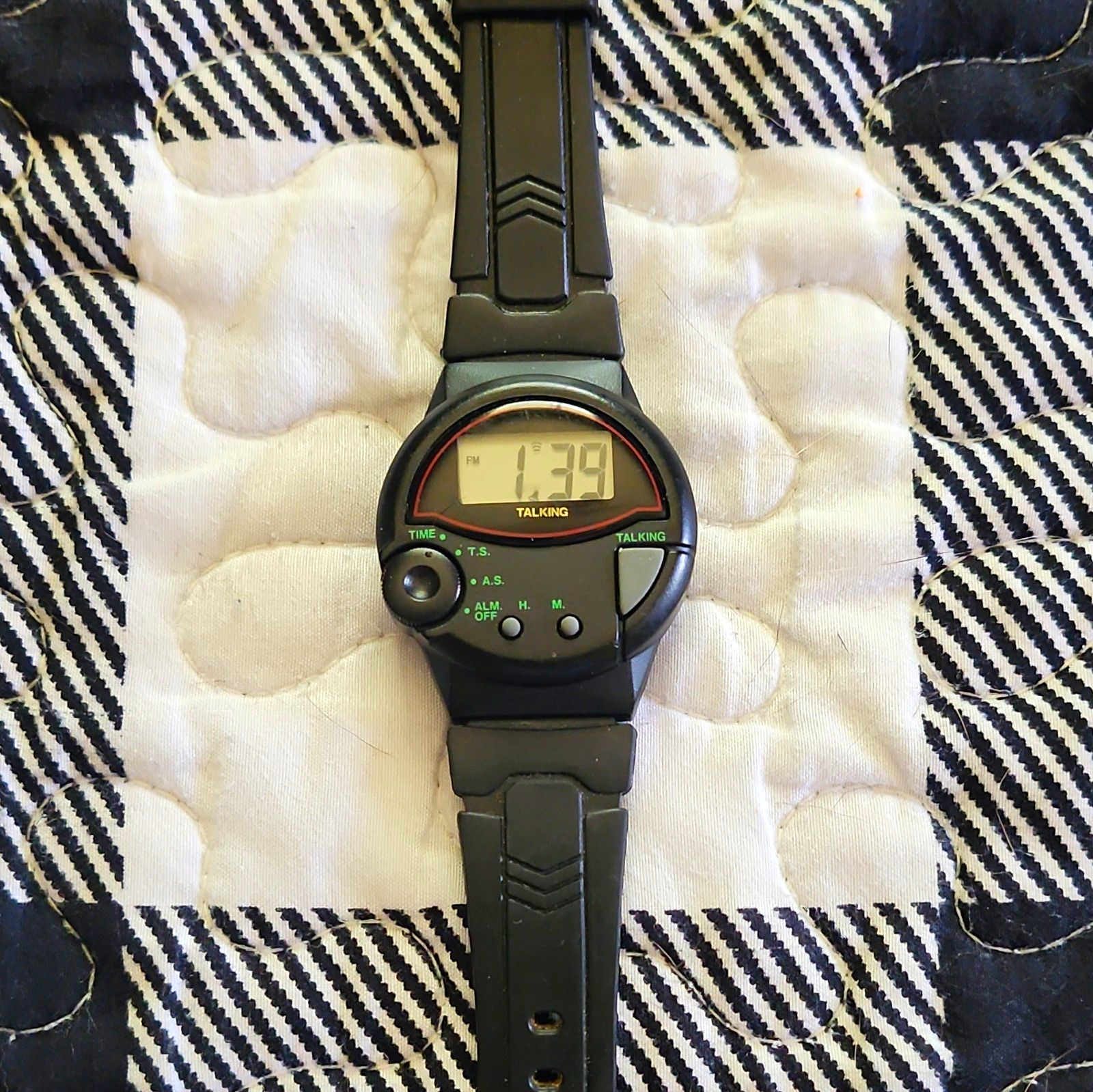 Utmost Talking Digital Quartz Wristwatch Alarm 12-Hour Dial NEW BATTERY