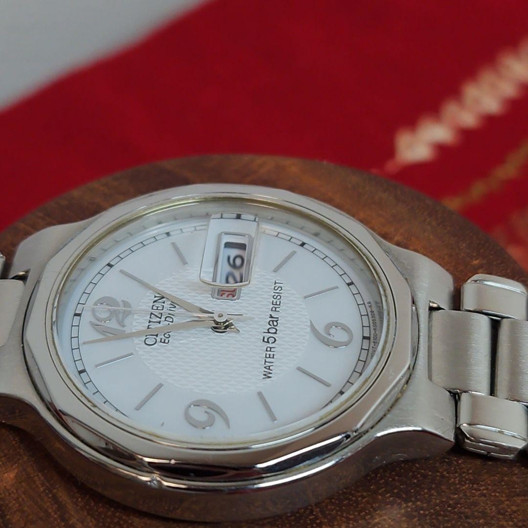 Excellent condition Citizen Eco-Drive watch E100 Day-Date Stainless Steel Workin