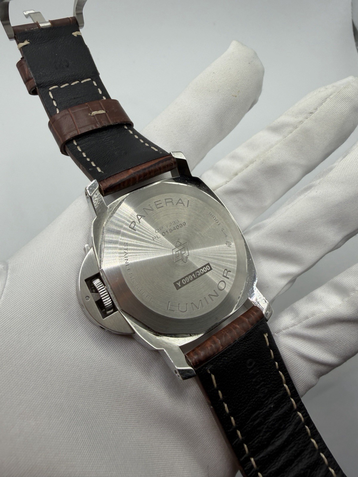 Panerai Pam 1084 Excellent Condition With box And Papers 2022