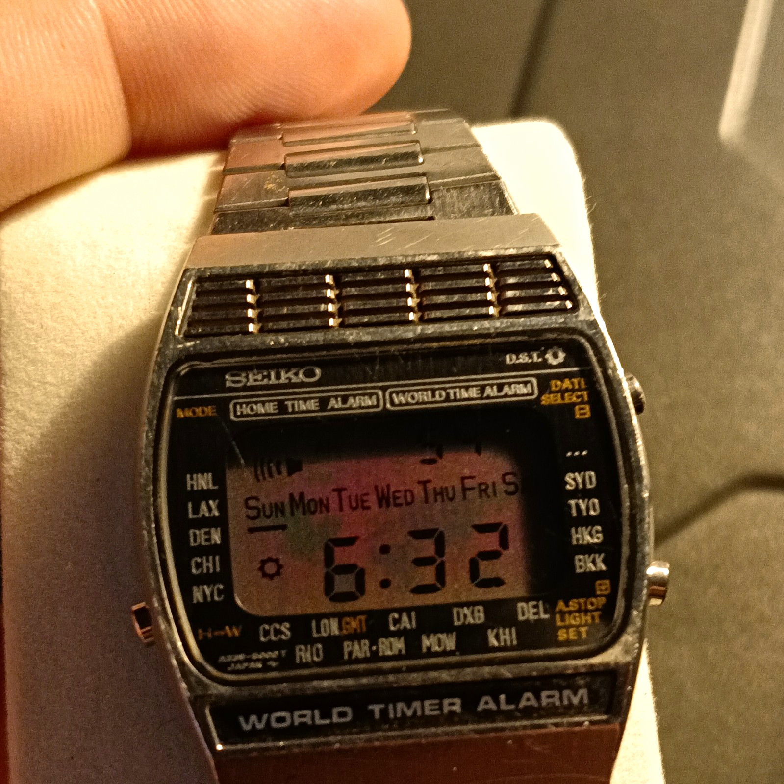 Seiko World Timer Alarm Digital Quartz LCD Date/Day Silver SS Bracelet