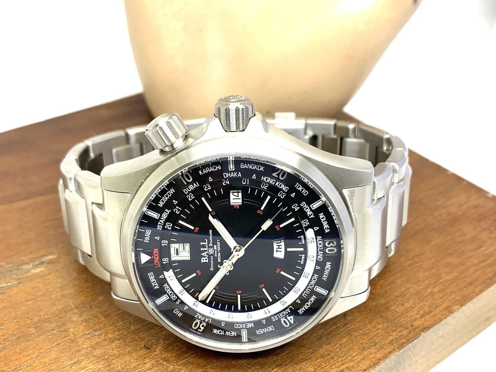 Ball Engineer Men’s Watch Master II Diver Worldtime DG2022A Automatic Steel 45mm