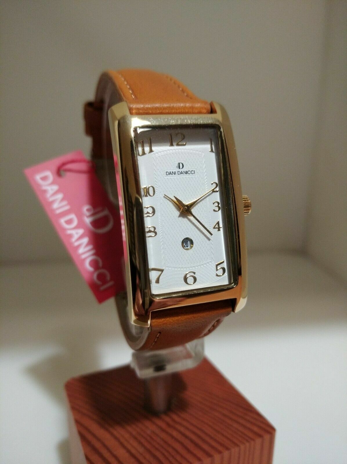 Watch clásico Dani Danicci stainless steel ipg gold and leather