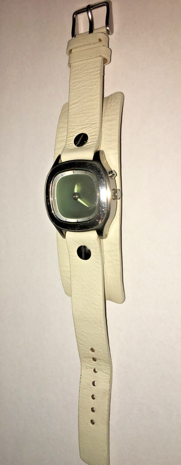 Fossil Big Tic Womens Watch 32mm Silver Tone White Leather New Battery