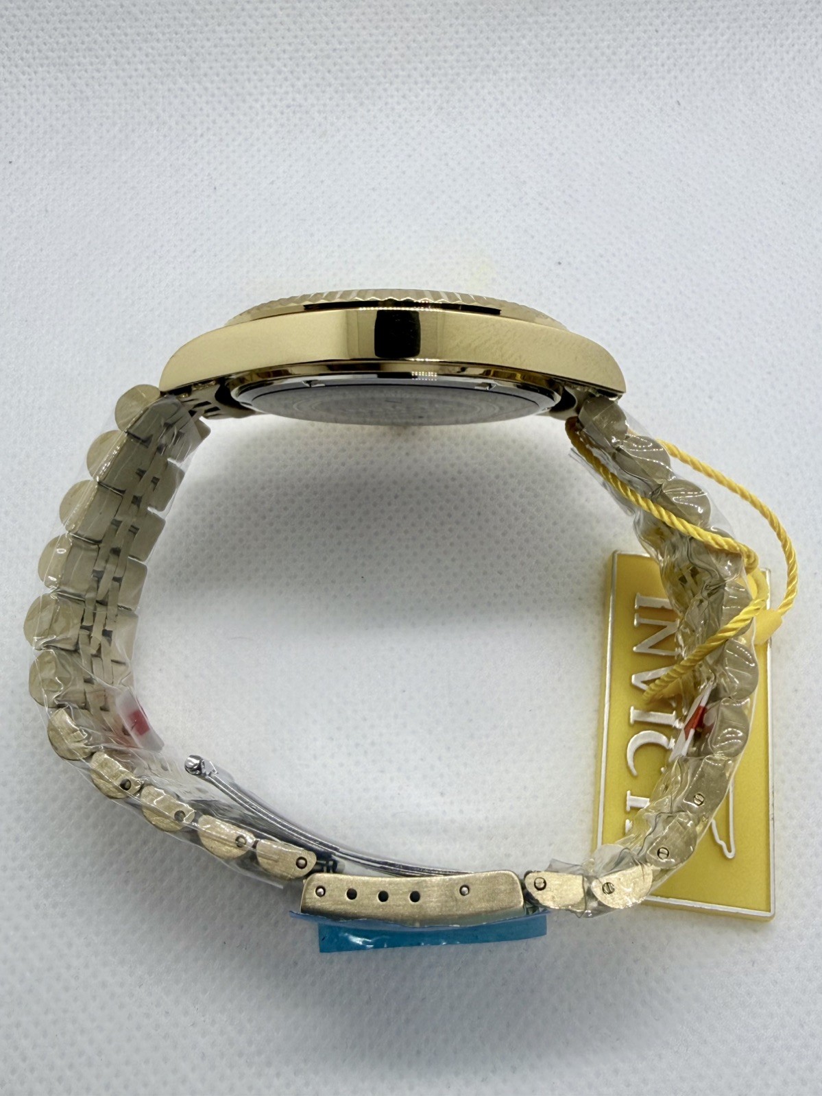 Invicta Men’s Watch Specialty Gold Tone Dial Quartz Bracelet 29388