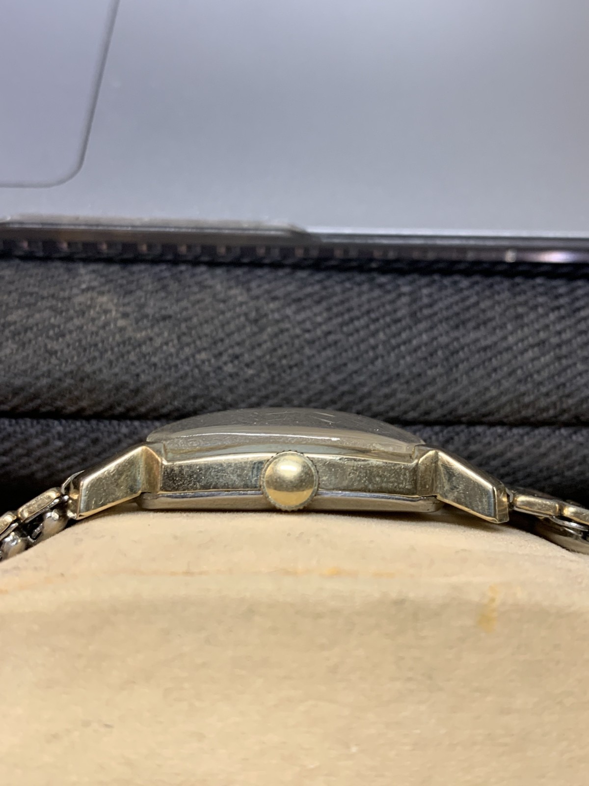 Vintage 1950s Wittnauer Revue Gold Filled Mechanical Wristwatch Runs