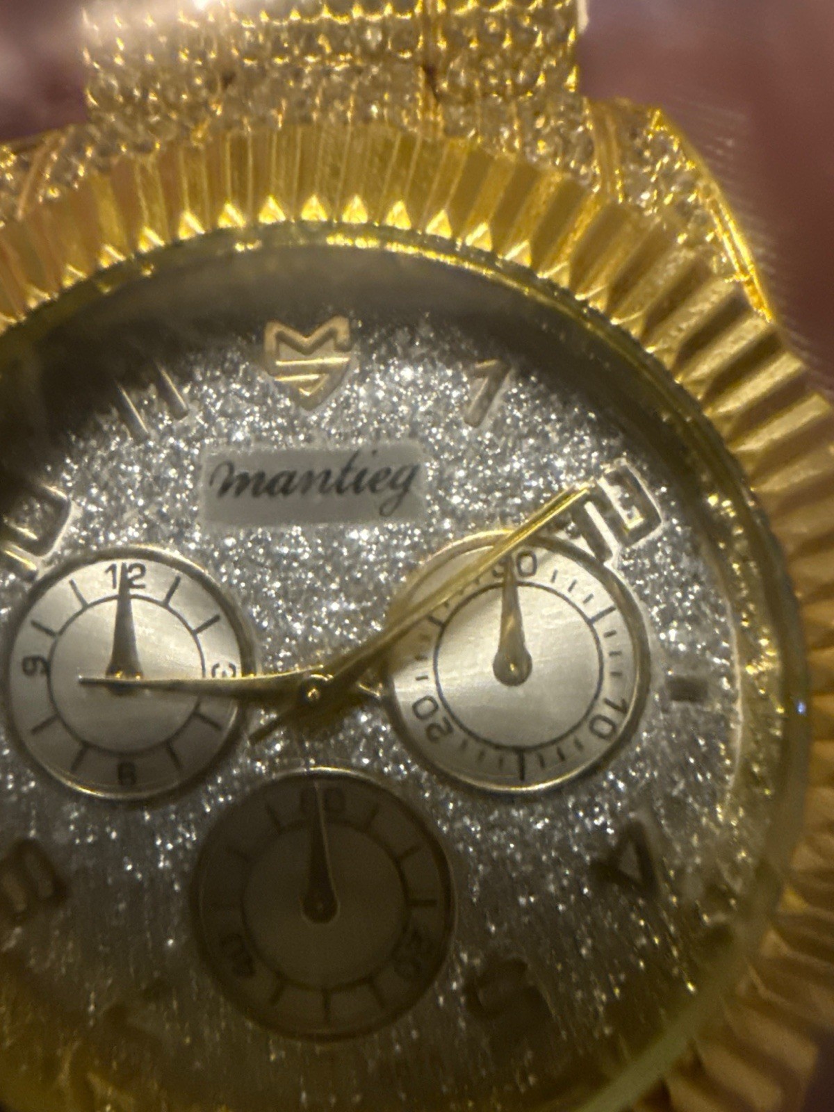 Mantieg Gold-Tone Quartz Analog Bracelet Watch Silver Dial 12-Hour