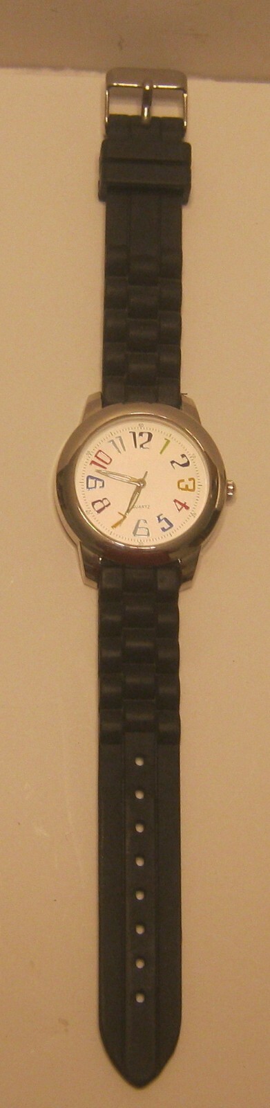 Retro Fashion MEN’S Watch CASUAL Style w NEW BATTERY as of 5/4/20