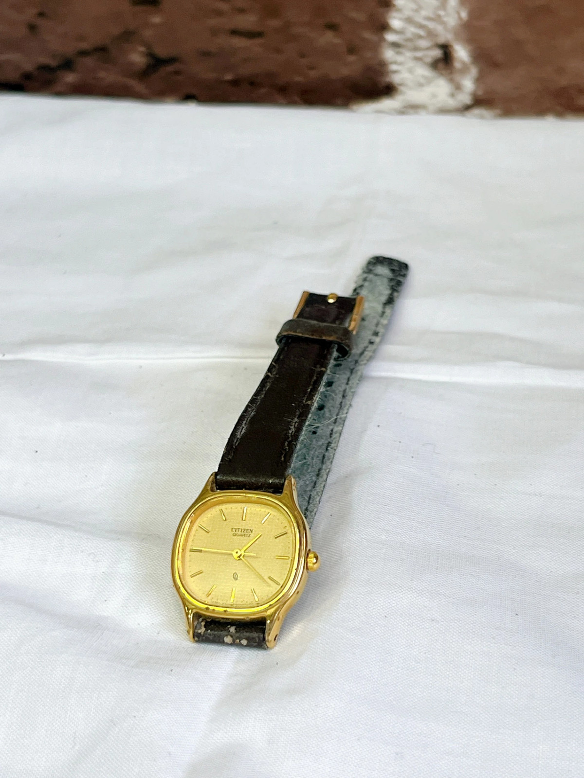 [A1R] Citizen Vintage 2951 293436 Gold Black Leather Watch [v2w]