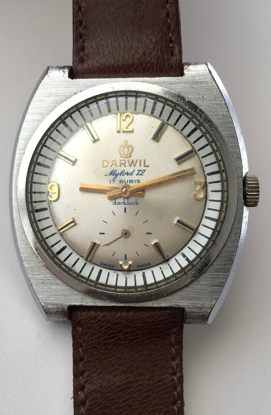 Vintage DARWIL Mylord 72 Darblock 17 Rubis Swiss made Cal. 7071 RARE 1159M