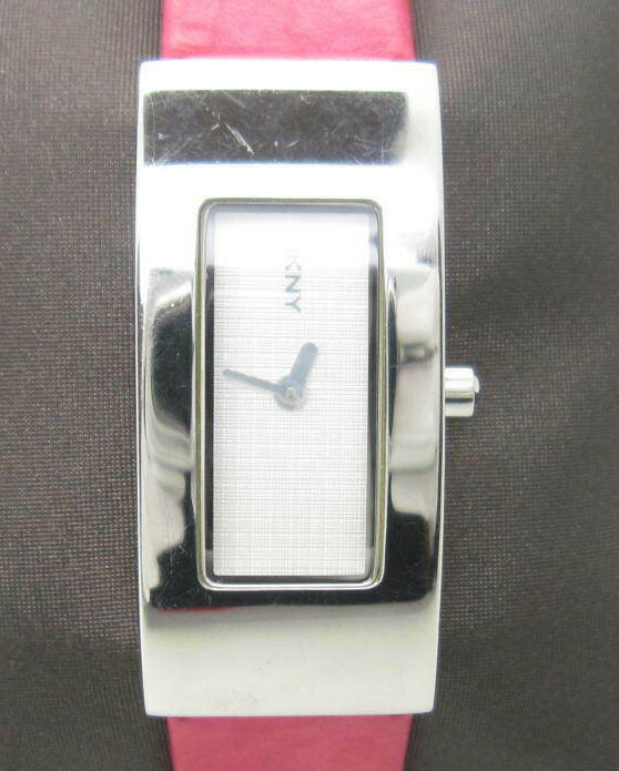 Women’s DKNY 3ATM Water Resistant Analog 19mm Dial Watch (D145) NY 3098