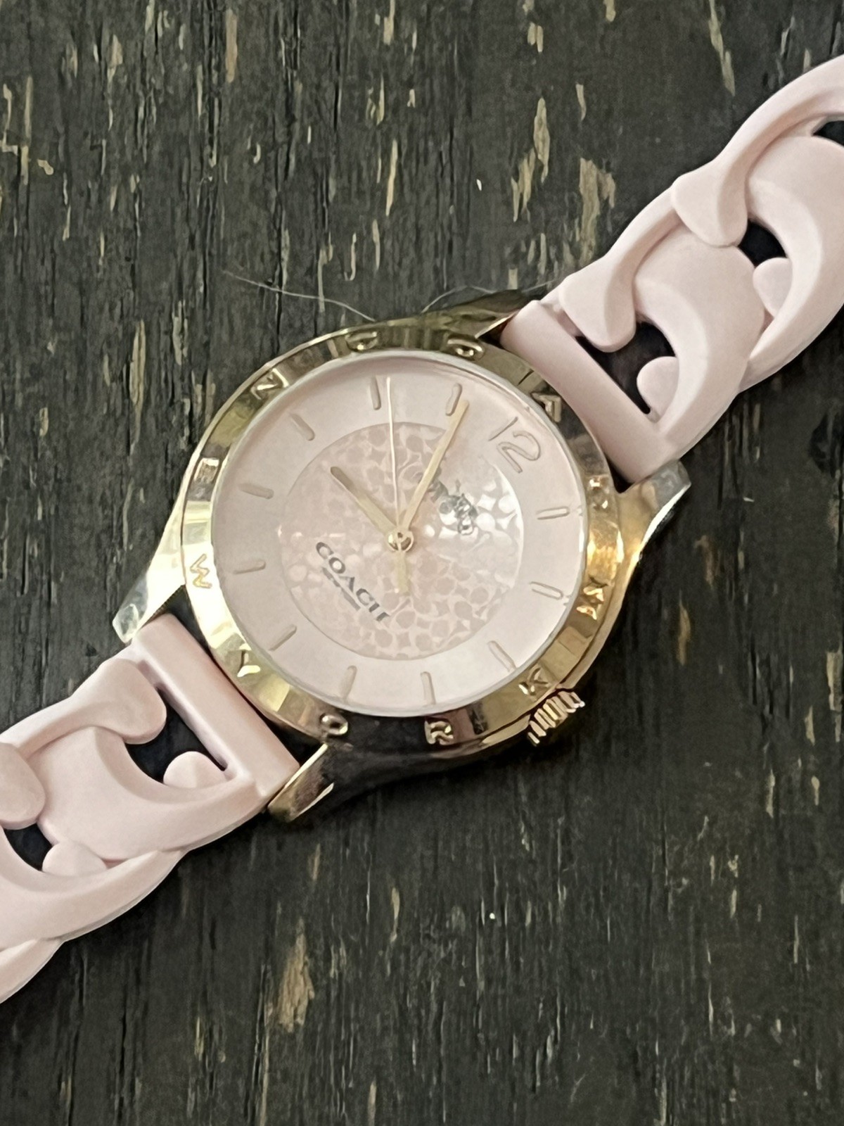 *COACH*~ MADDY PINK on PINK ~ 34mm Mineral Crystal Quartz Movement Women’s Watch