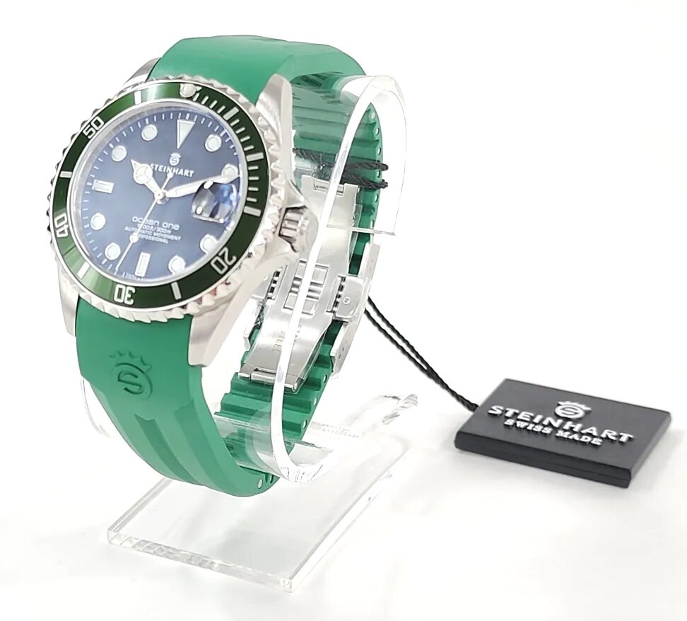 Steinhart Ocean 39 GREEN Automatic Men’s Diver Watch 103-0725 Silicone Rubber