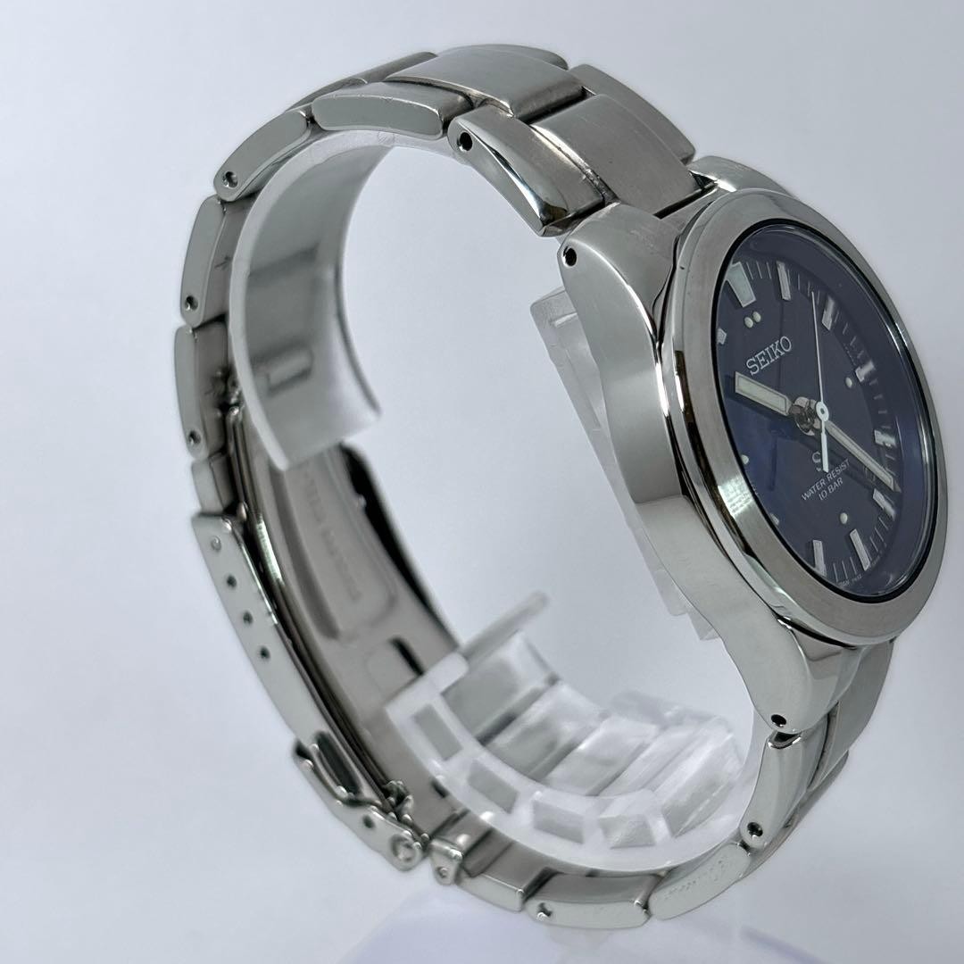 Seiko Boys Quartz Stainless Steel Blue Dial Date Watch Japan 072402
