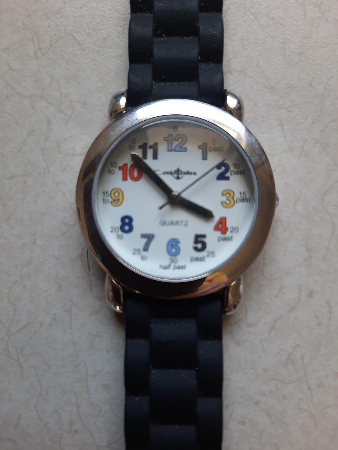 Collezio Captain Quartz Watch (8089054) black Silicone Band- New Battery!