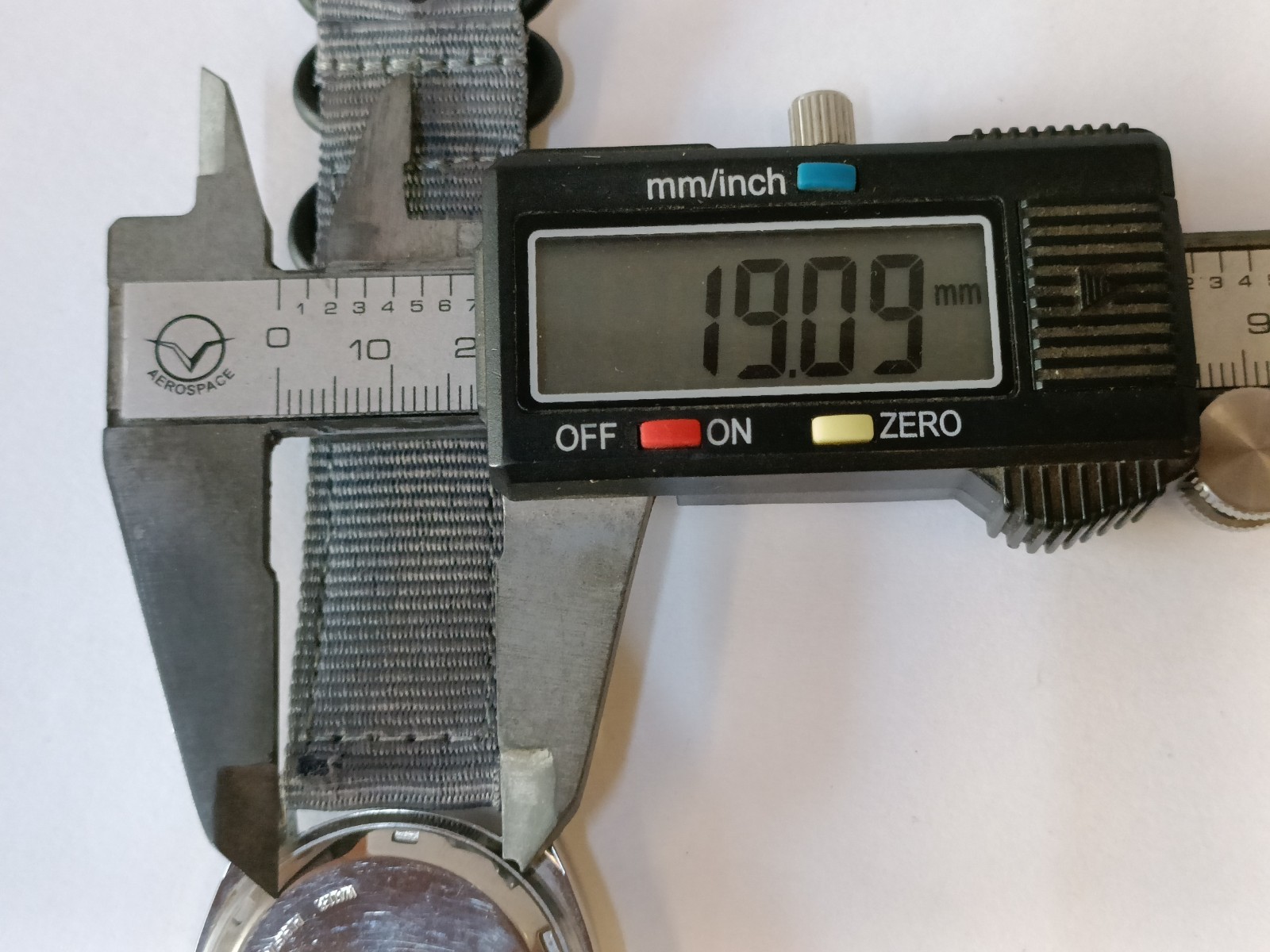 VINTAGE SEIKO 5 AUTOMATIC GRAY DIAL 7S26-3180 JAPAN MEN’S WORKING CONDITION