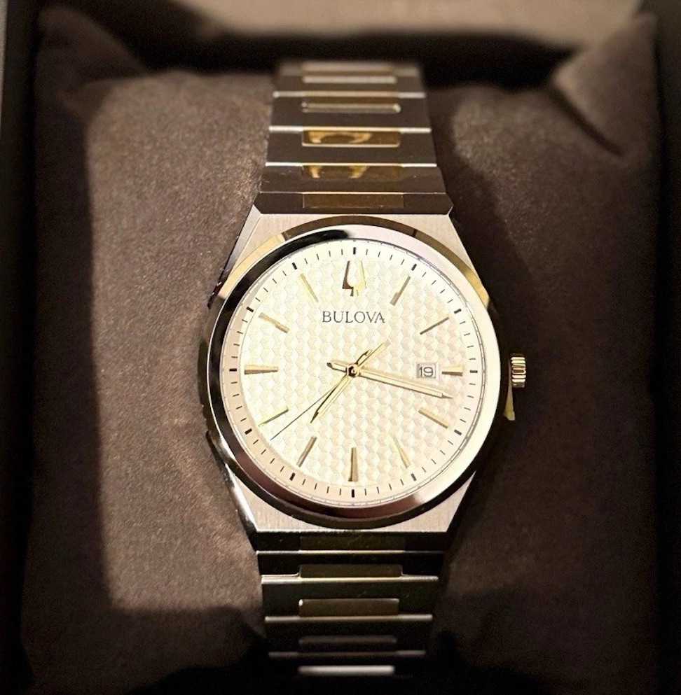 Bulova 98B424 Classic Two-Tone Stainless Steel Quartz Men’s Watch w/ Box