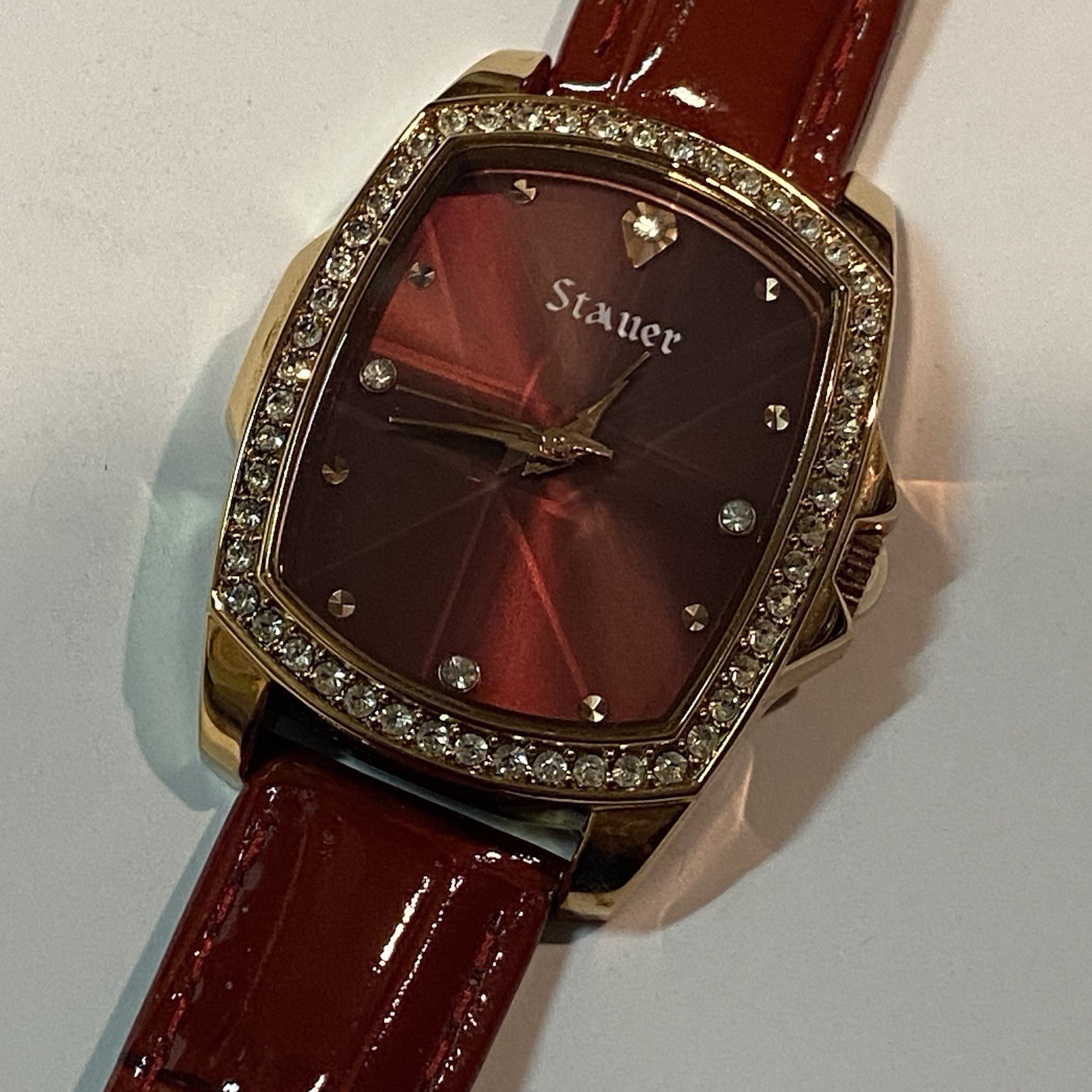 Stauer Ladies Watch 51464 Rose Gold Tone Crystal Bezel Quartz MINT CONDITION