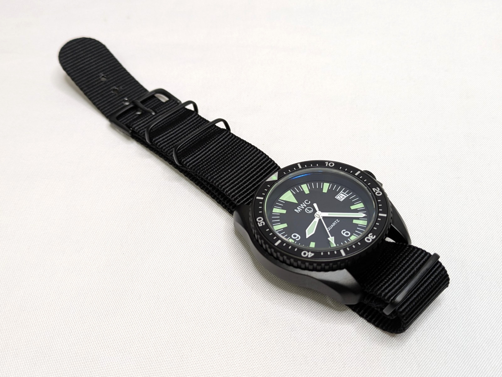 MWC 300M PVD Quartz Military Divers Watch NSN 6645-99-969-5589 – NEW